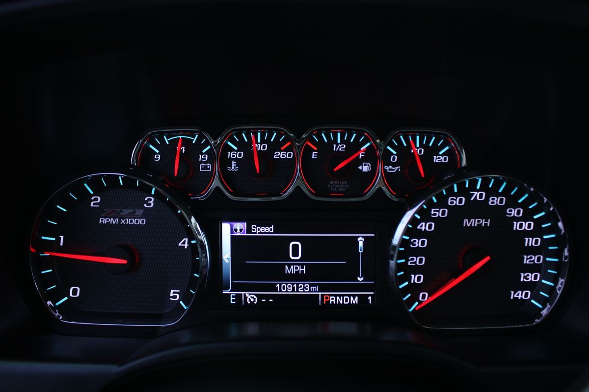 2016 Chevrolet Silverado 3500HD LTZ photo 15