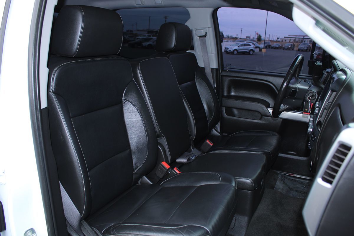 2016 Chevrolet Silverado 3500HD LTZ photo 19