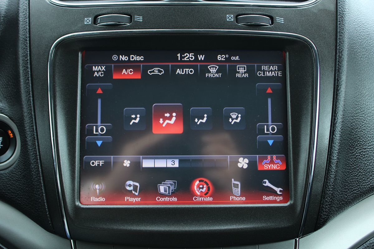 2018 Dodge Journey Crossroad photo 25