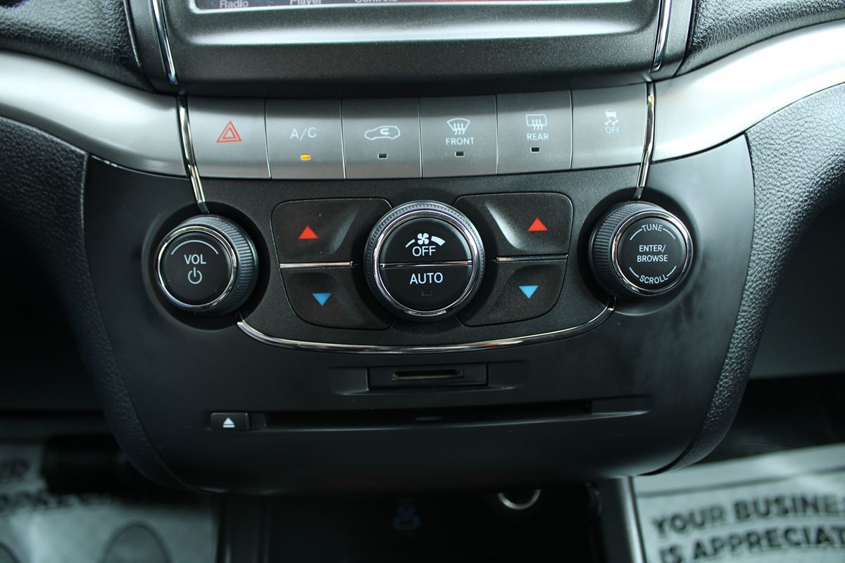 2018 Dodge Journey Crossroad photo 32