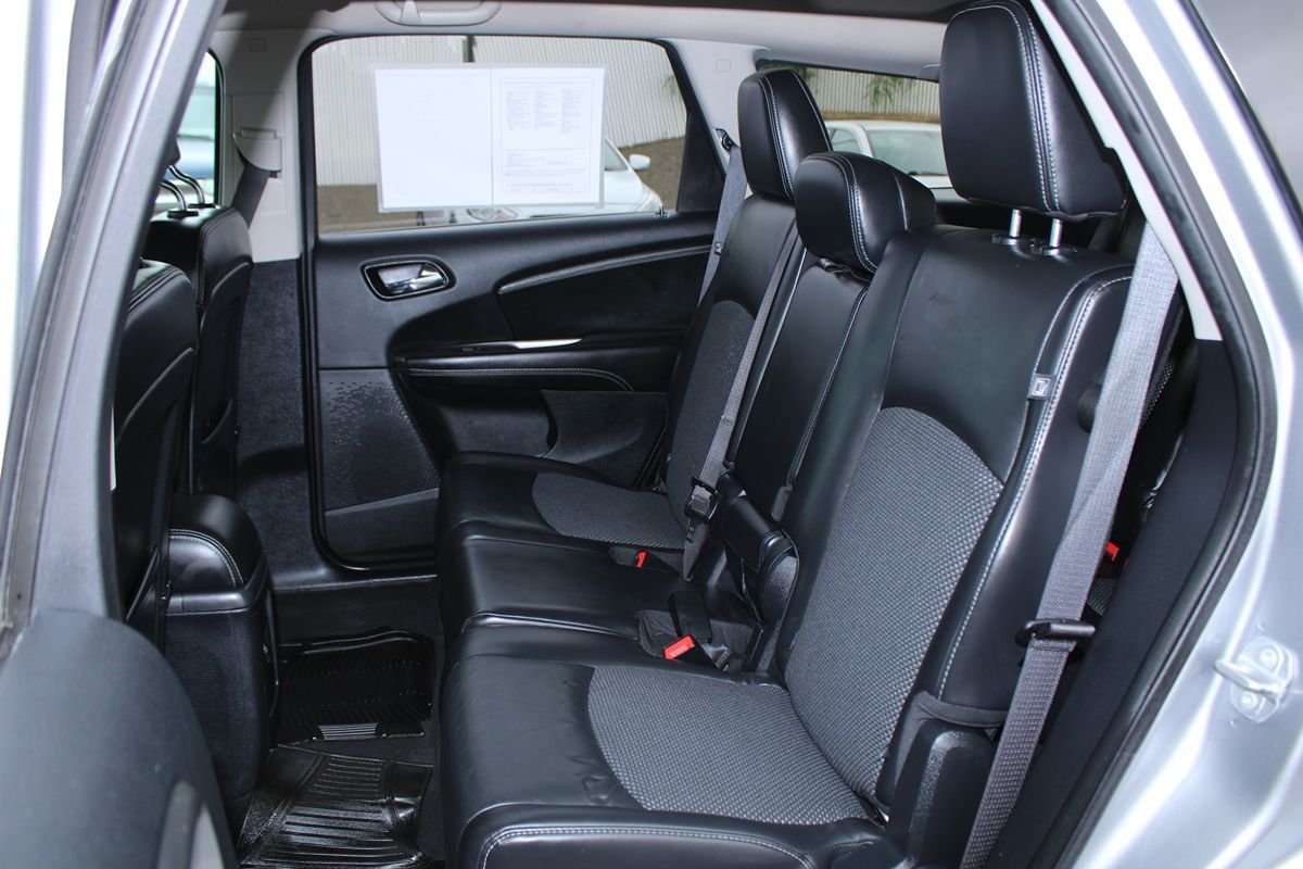 2018 Dodge Journey Crossroad photo 18