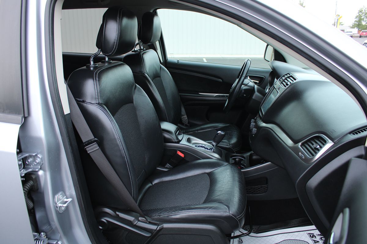 2018 Dodge Journey Crossroad photo 19