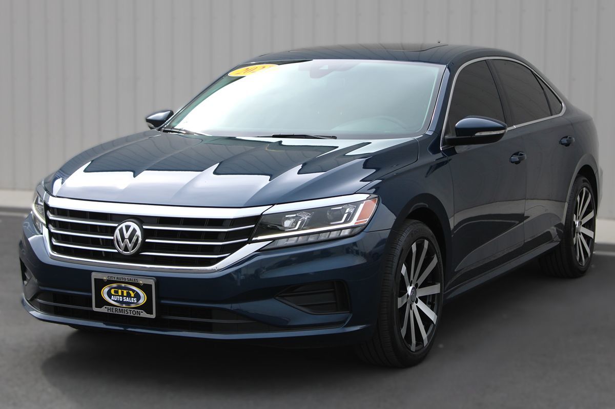 2021 Volkswagen Passat 2.0T SE photo 3