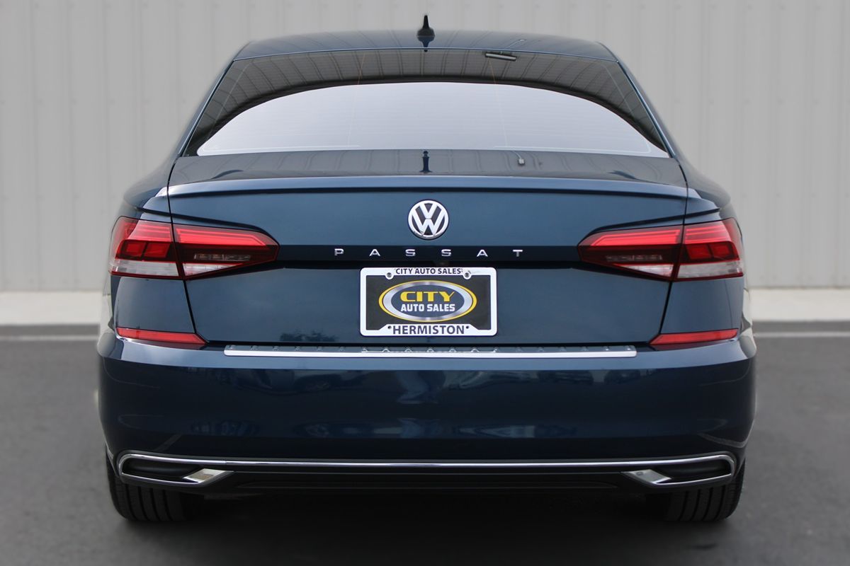 2021 Volkswagen Passat 2.0T SE photo 7