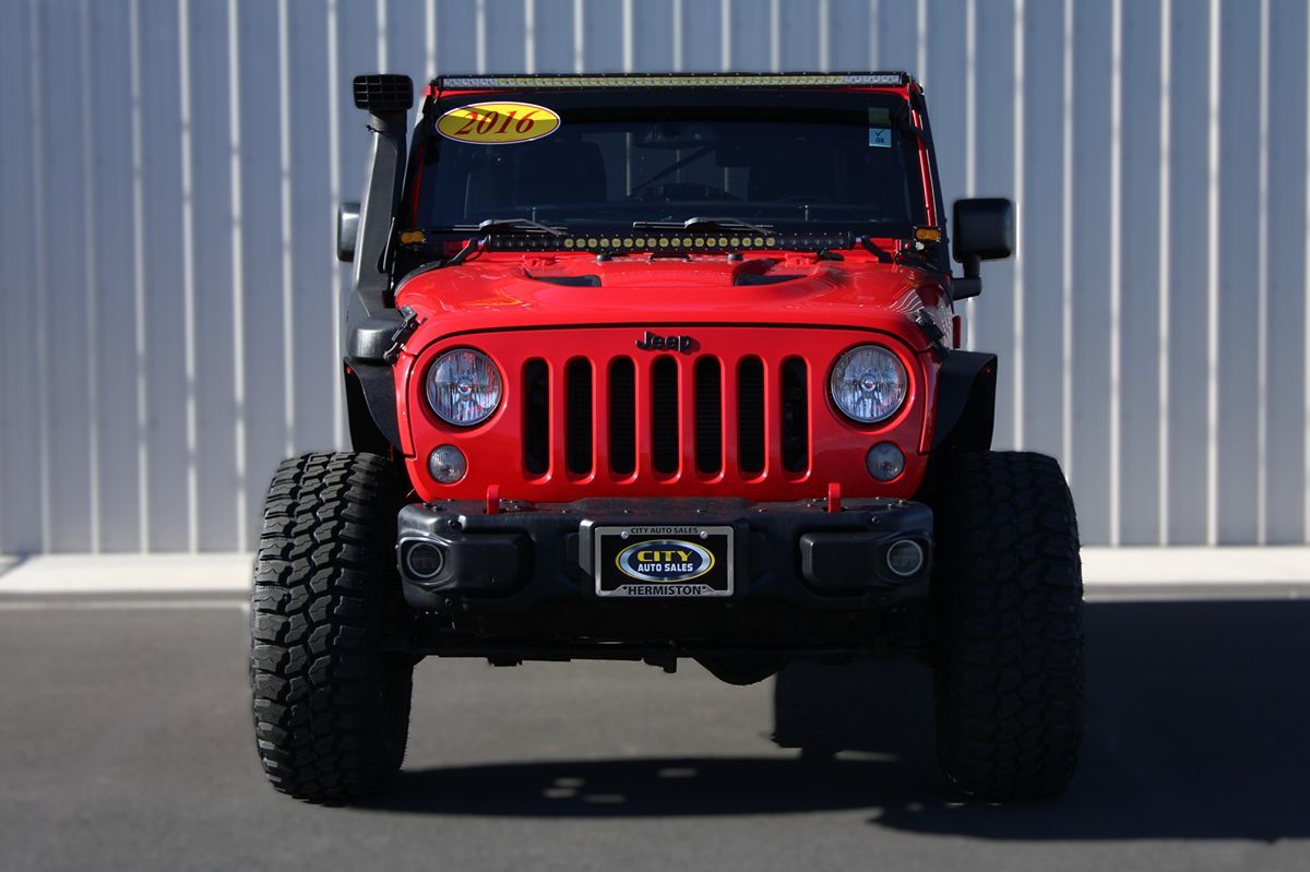 2016 Jeep Wrangler Unlimited Rubicon Hard Rock photo 2