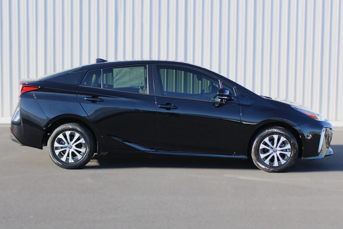 Sold 2019 Toyota Prius XLE in Hermiston