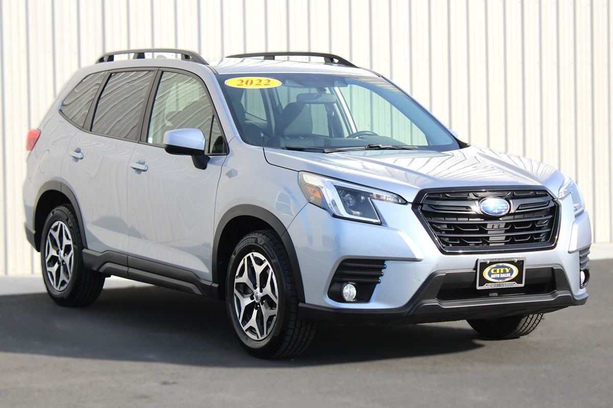 2022 Subaru Forester Premium's photo