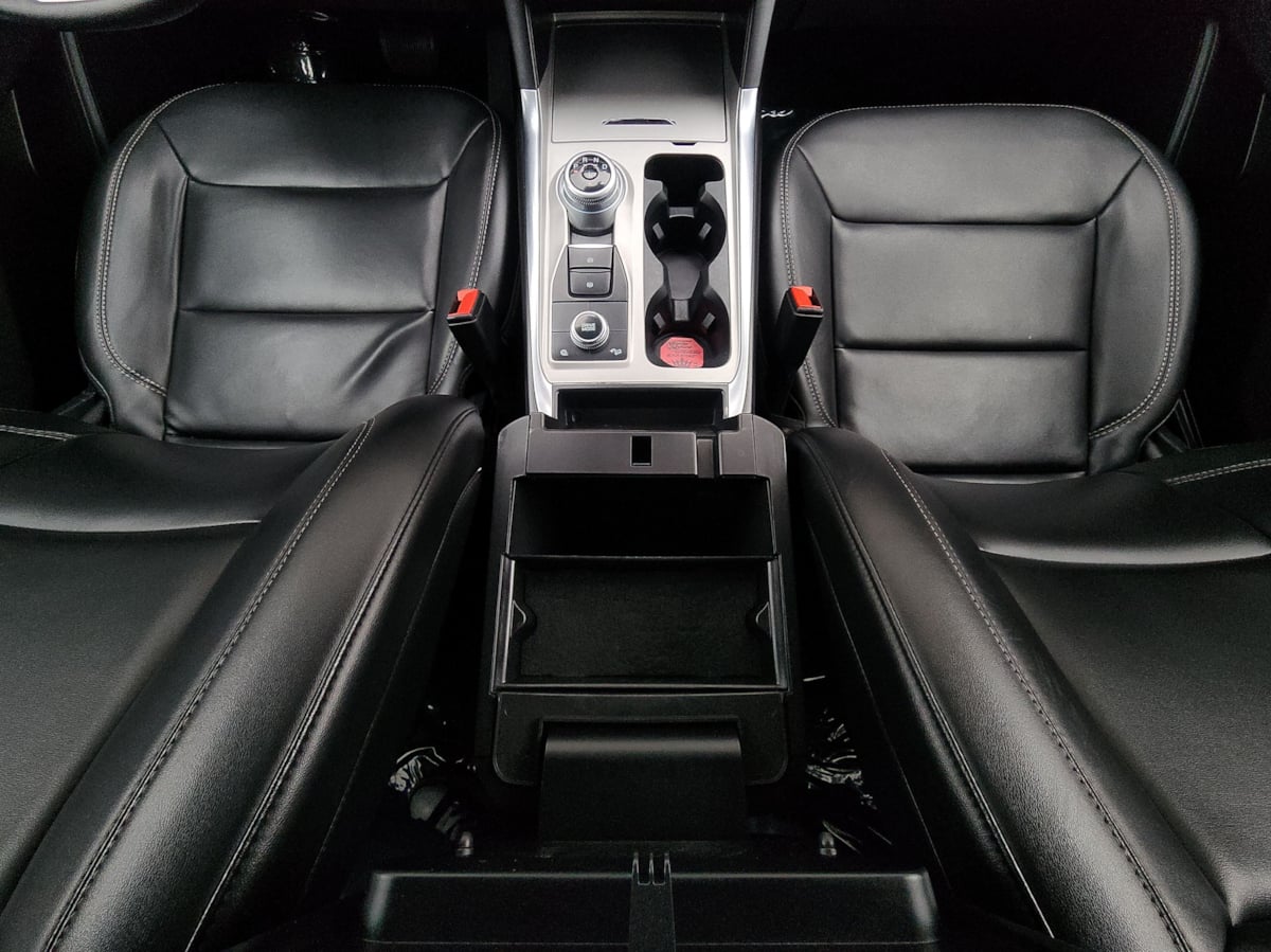 2023 Ford Explorer XLT - Photo 9