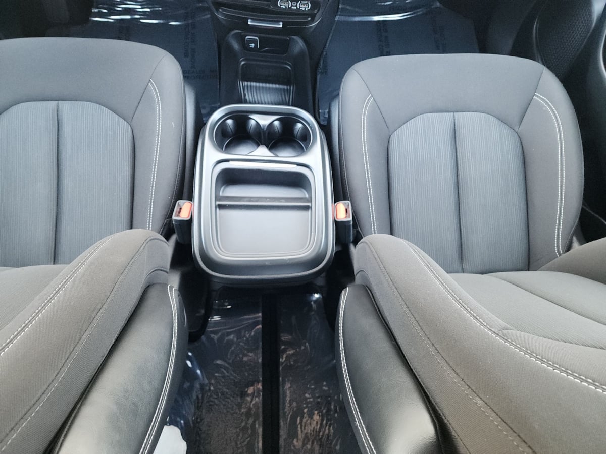 2023 Chrysler Pacifica Touring - Photo 14