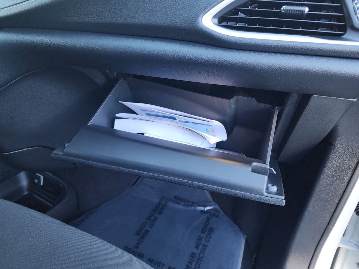 2023 Chrysler Pacifica Touring - Photo 40