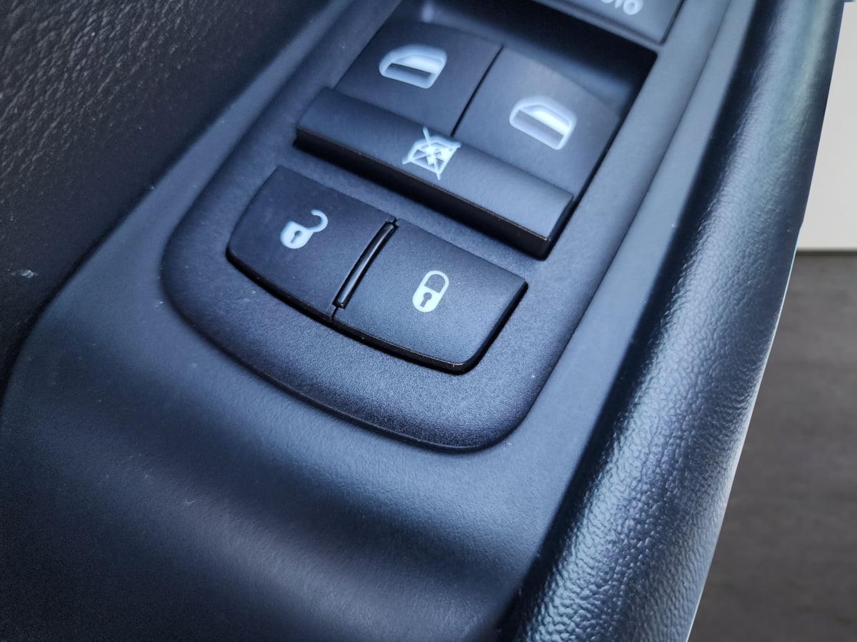 2023 Chrysler Pacifica Touring - Photo 42