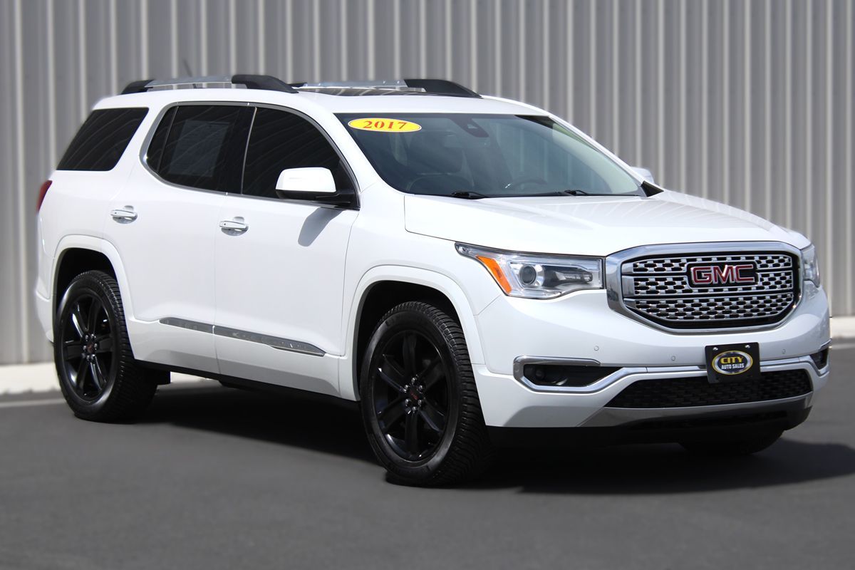2017 GMC Acadia Denali AWD's photo