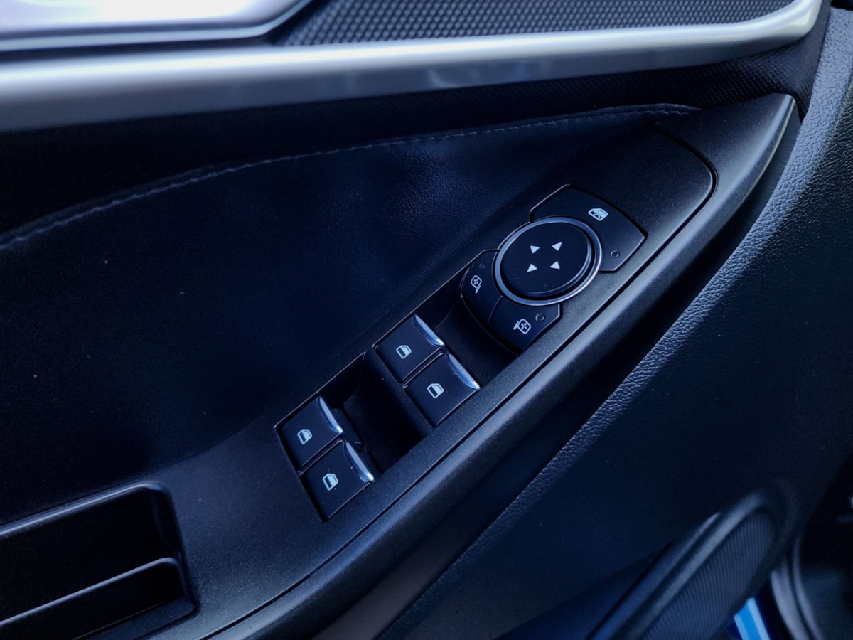 2020 Ford Explorer XLT - Photo 11