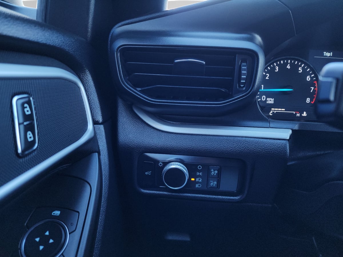 2020 Ford Explorer XLT - Photo 13