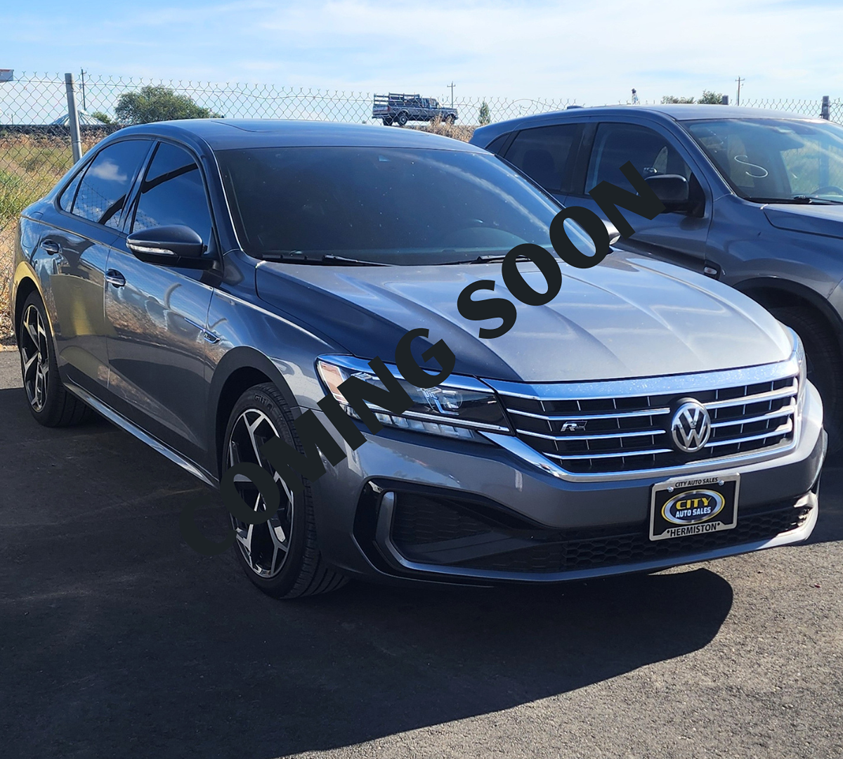 2022 Volkswagen Passat 2.0T R-Line Auto's photo