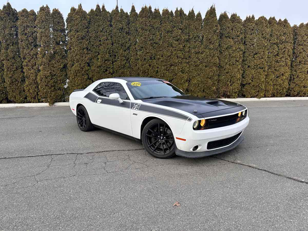 トップス CHALLENGER 15th Anniversary 24AW NEW 2023 Dodge Challenger Demon 170 Passenger Side Front