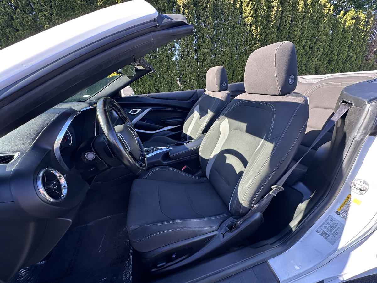 2020 Chevrolet Camaro 1LT - Photo 13