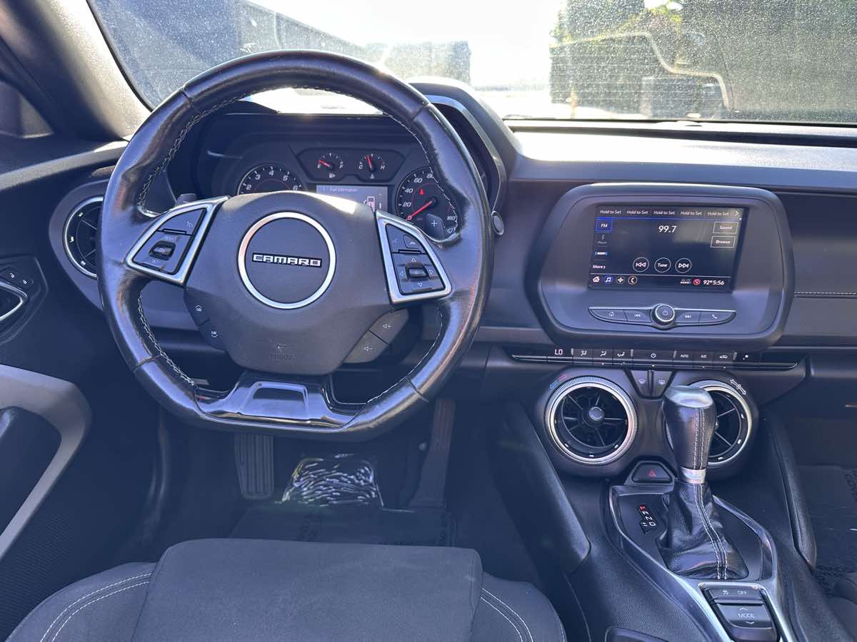2020 Chevrolet Camaro 1LT - Photo 18