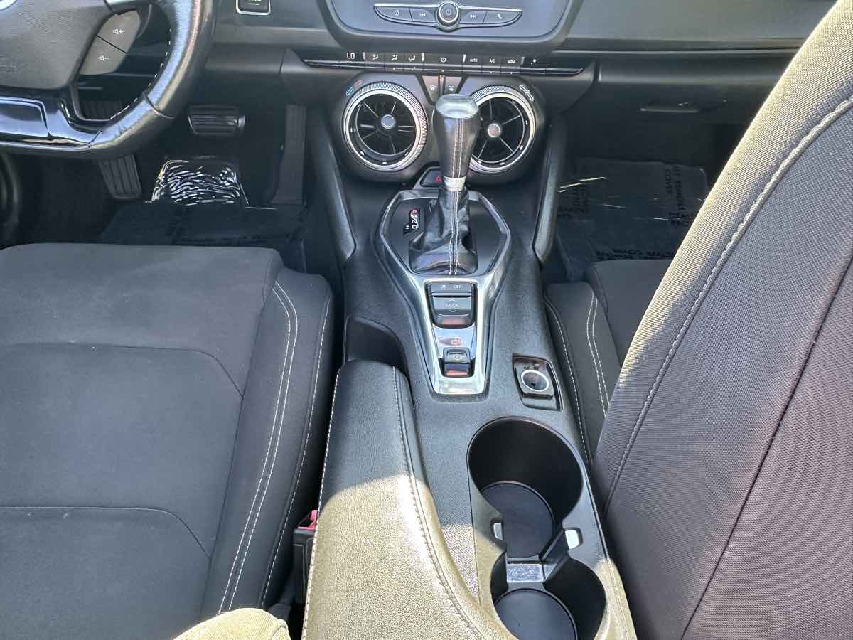 2020 Chevrolet Camaro 1LT - Photo 20