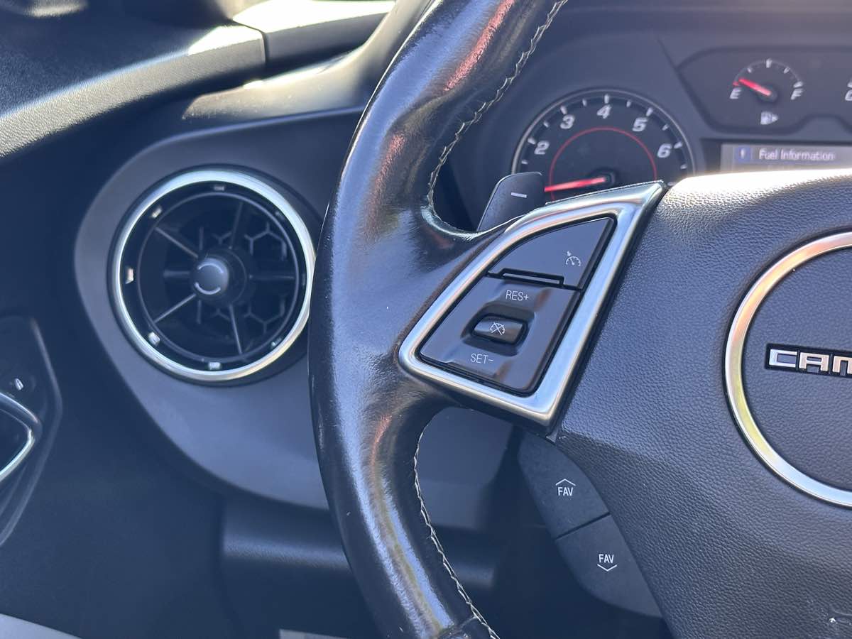 2020 Chevrolet Camaro 1LT - Photo 23