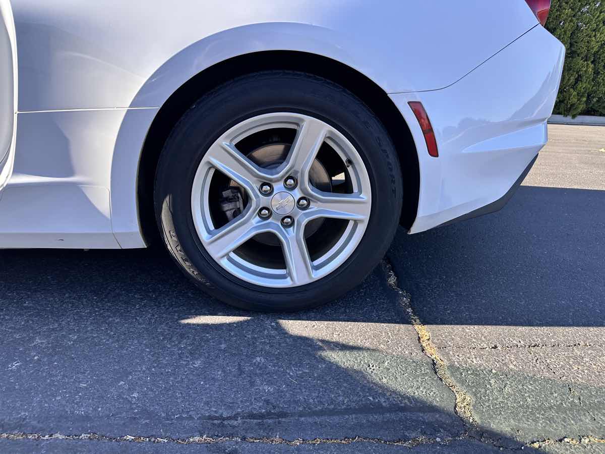 2020 Chevrolet Camaro 1LT - Photo 26