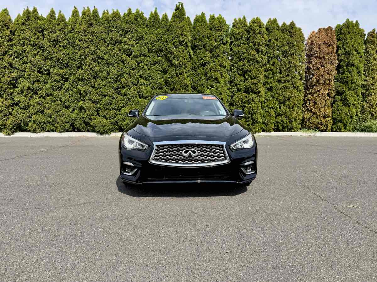 2021 INFINITI Q50 LUXE - Photo 2