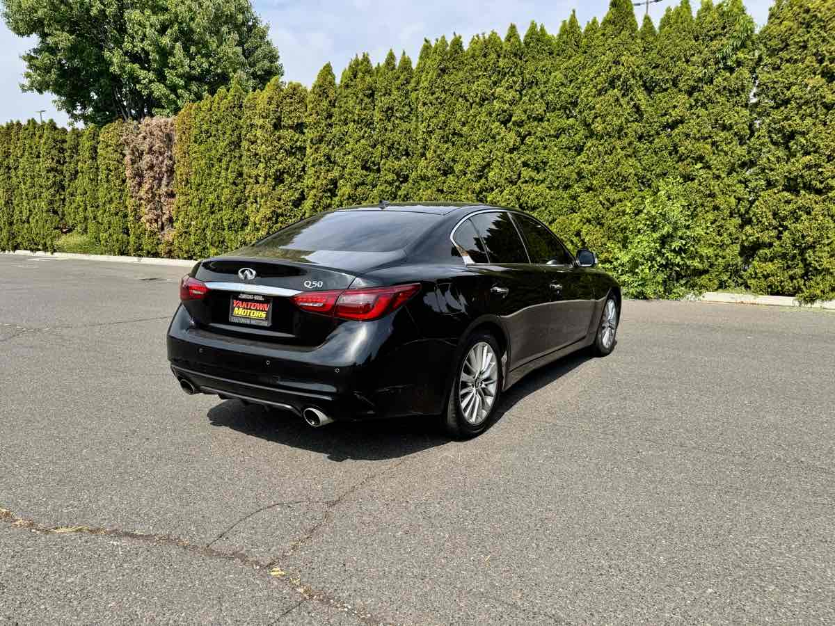 2021 INFINITI Q50 LUXE - Photo 10