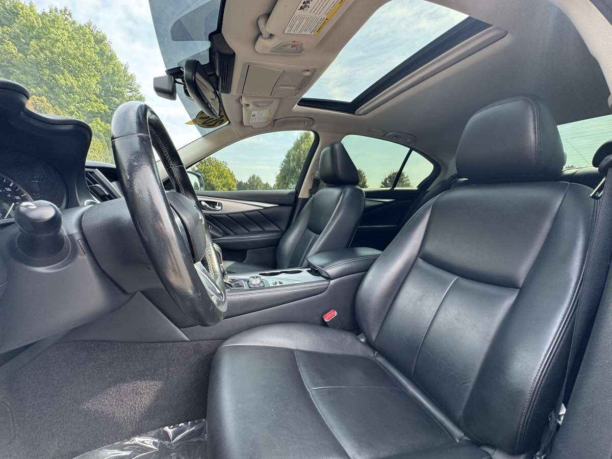 2021 INFINITI Q50 LUXE - Photo 12