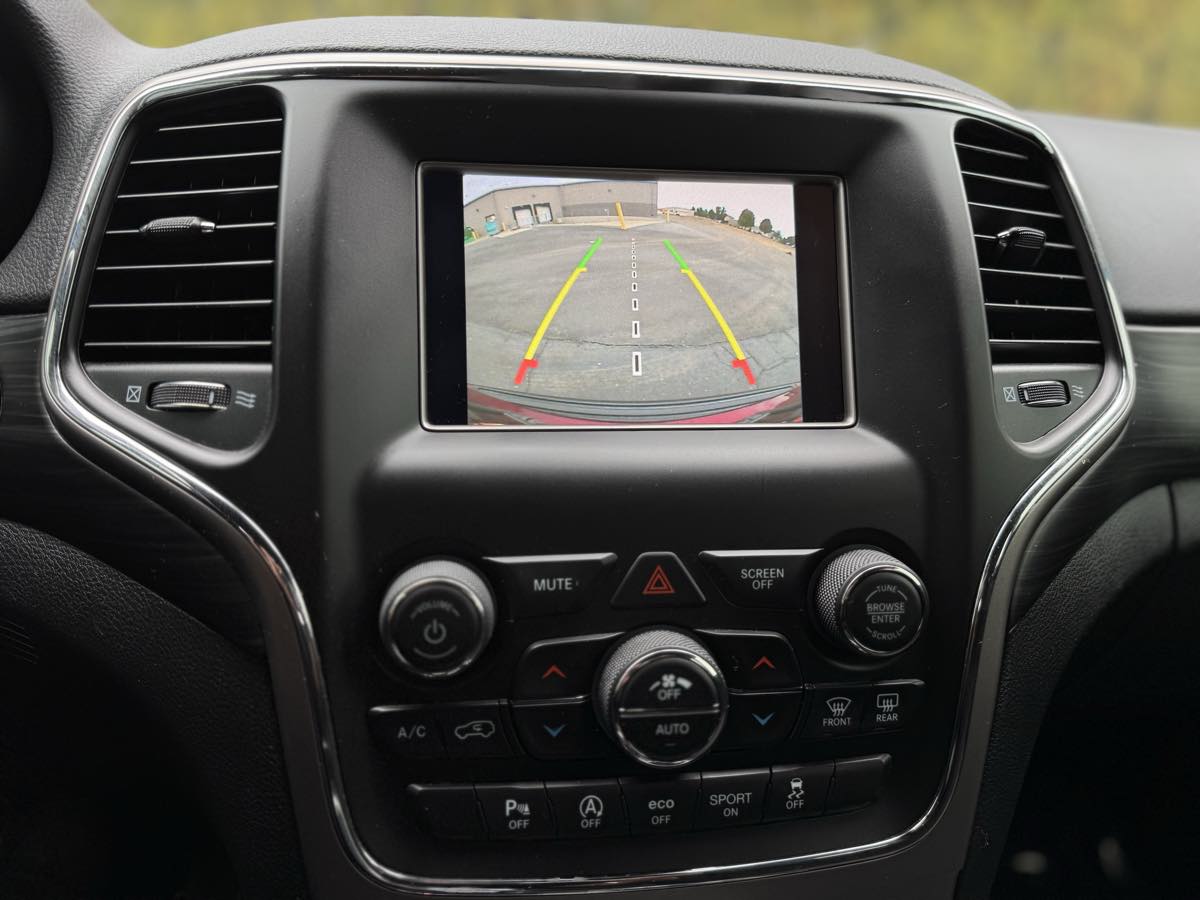 2021 Jeep Grand Cherokee Laredo E - Photo 19