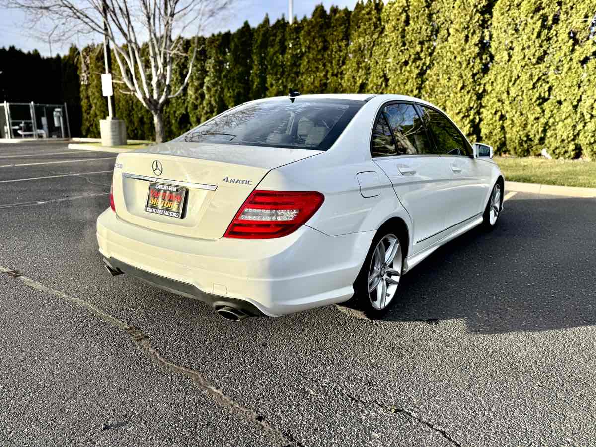 2012 Mercedes-Benz C-Class C300 Sport - Photo 12