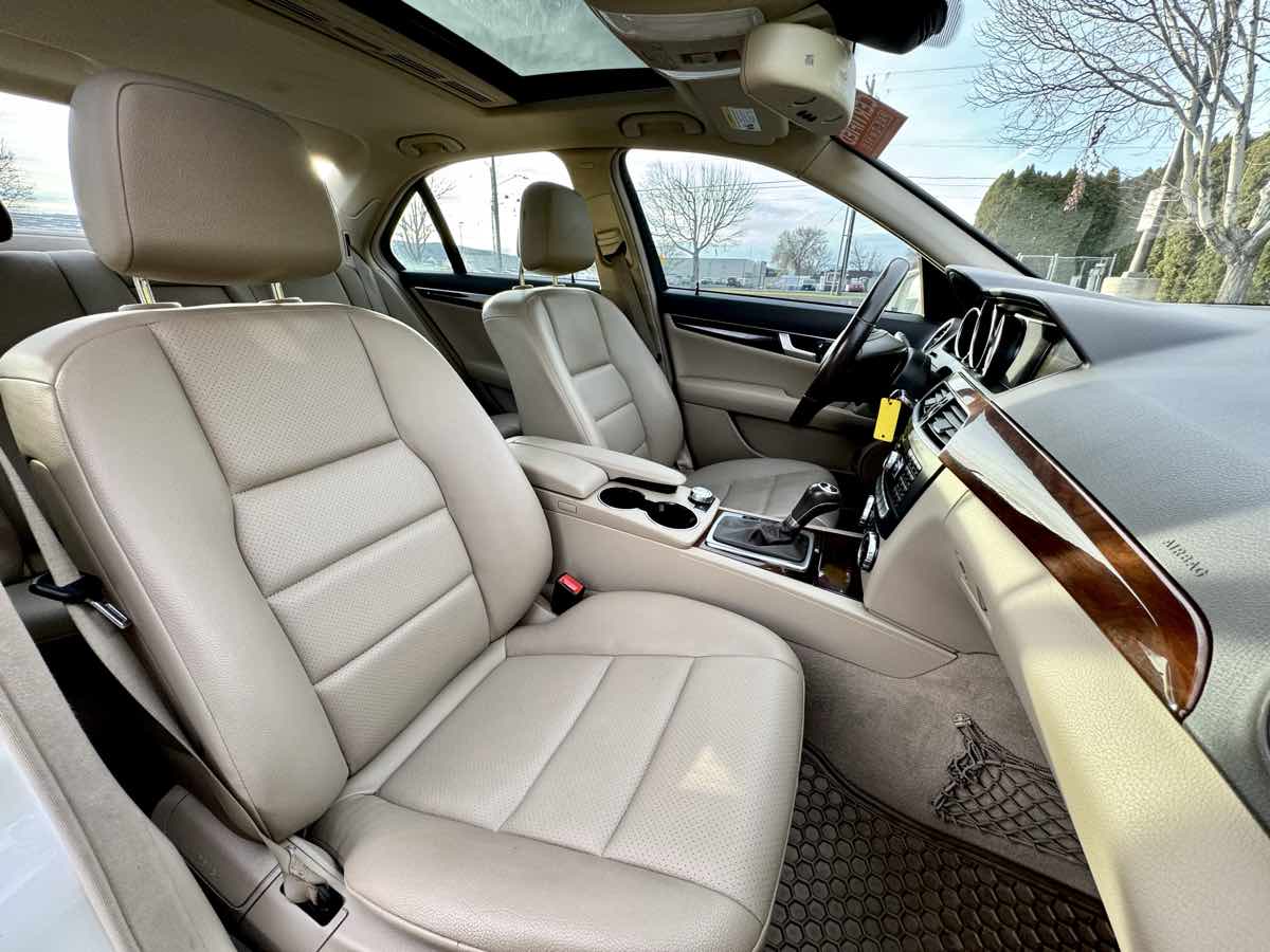 2012 Mercedes-Benz C-Class C300 Sport - Photo 19