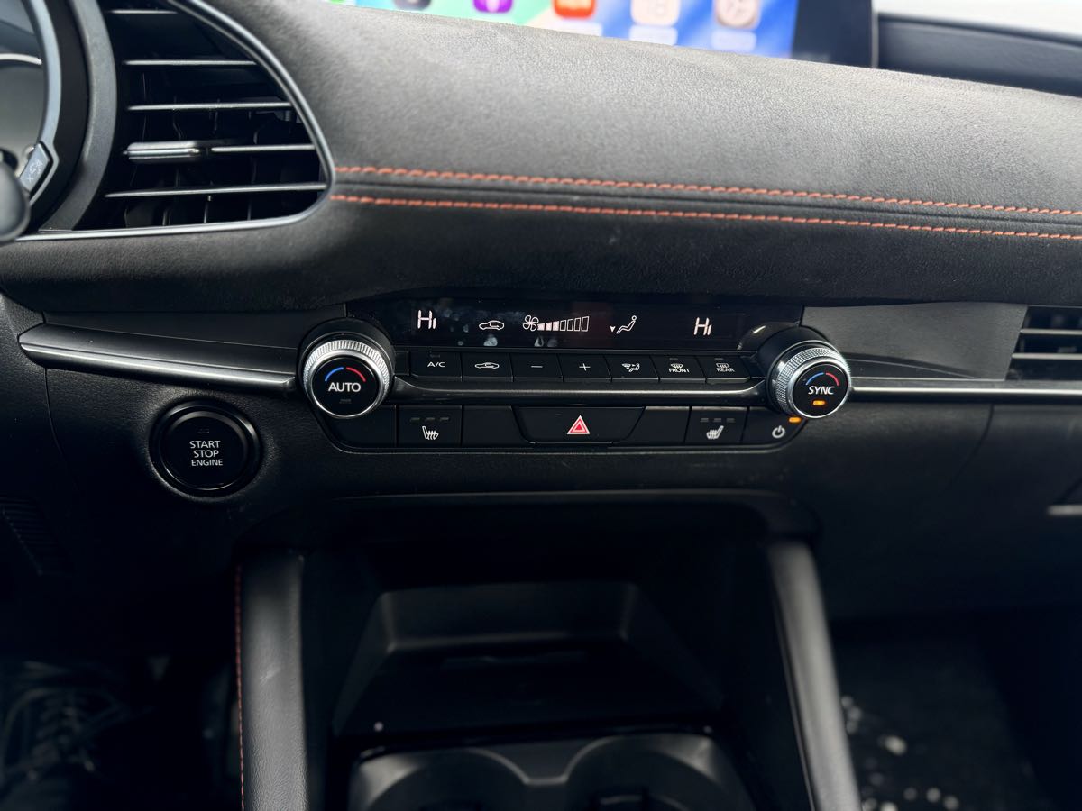 2024 Mazda Mazda3 Carbon Turbo - Photo 24