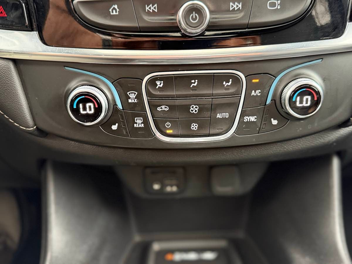 2022 Chevrolet Traverse 3LT - Photo 32