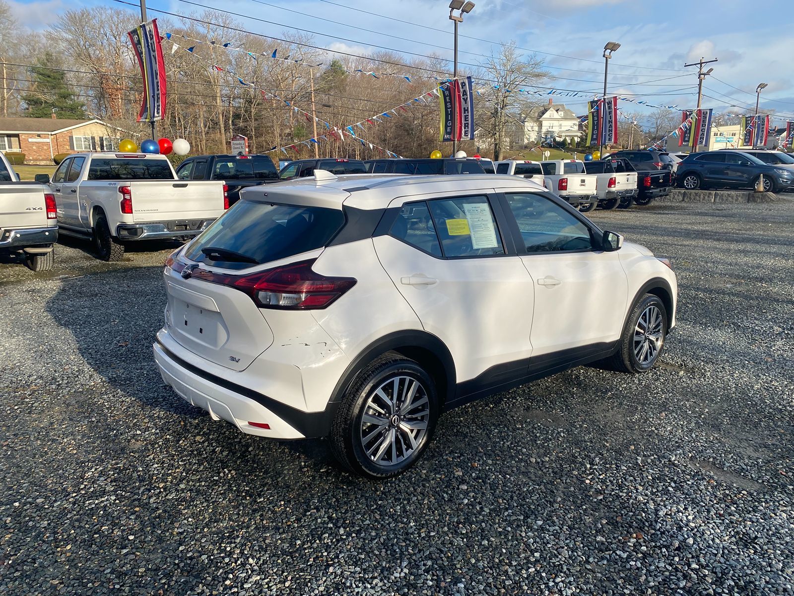 2022 Nissan Kicks SV 7