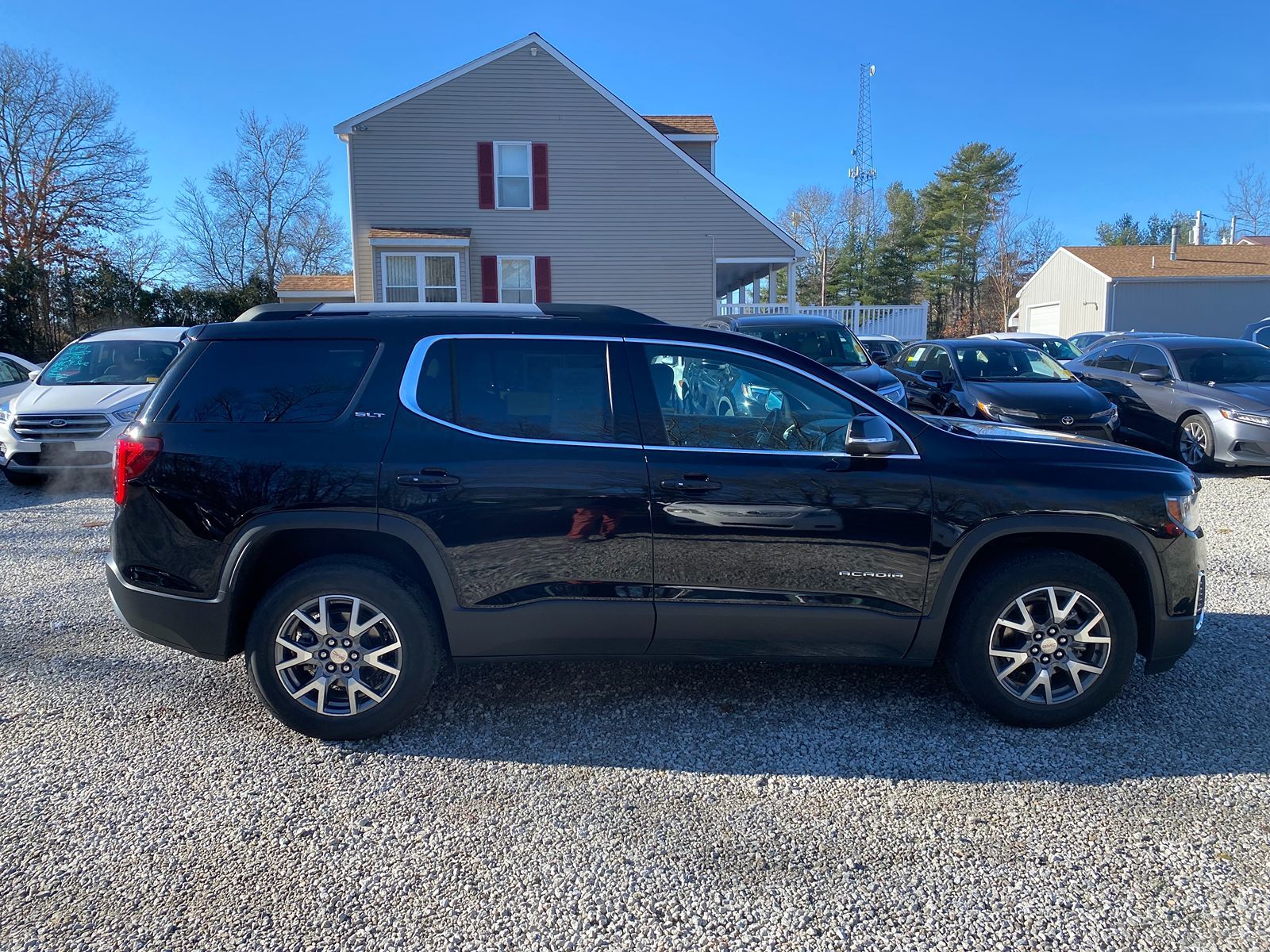 2023 GMC Acadia SLT 8