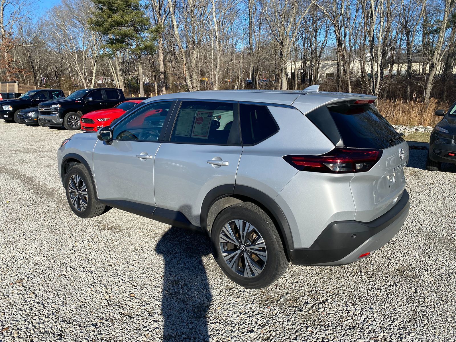 2022 Nissan Rogue SV 5