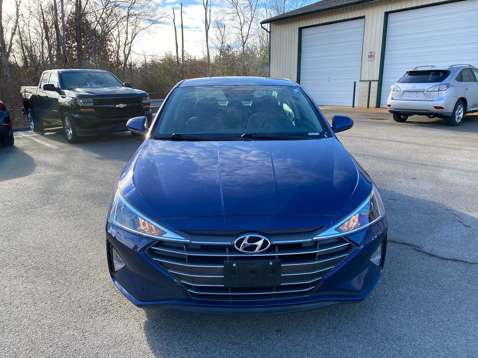 2020 Hyundai Elantra SEL 3