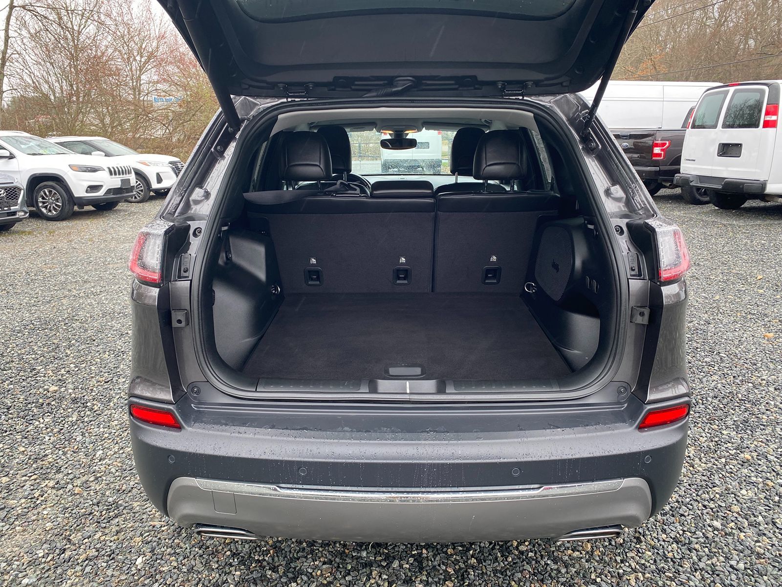 2020 Jeep Cherokee Limited 12