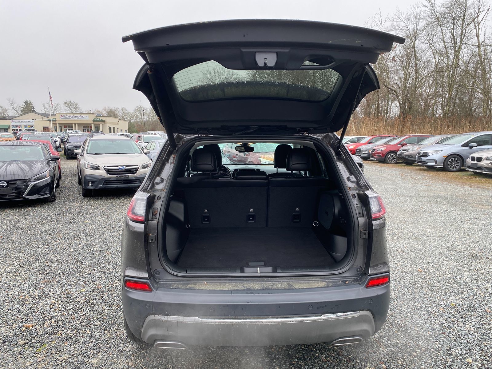 2020 Jeep Cherokee Limited 27