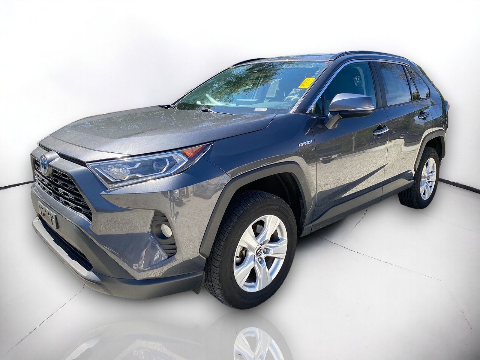 2020 Toyota RAV4 Hybrid XLE 2