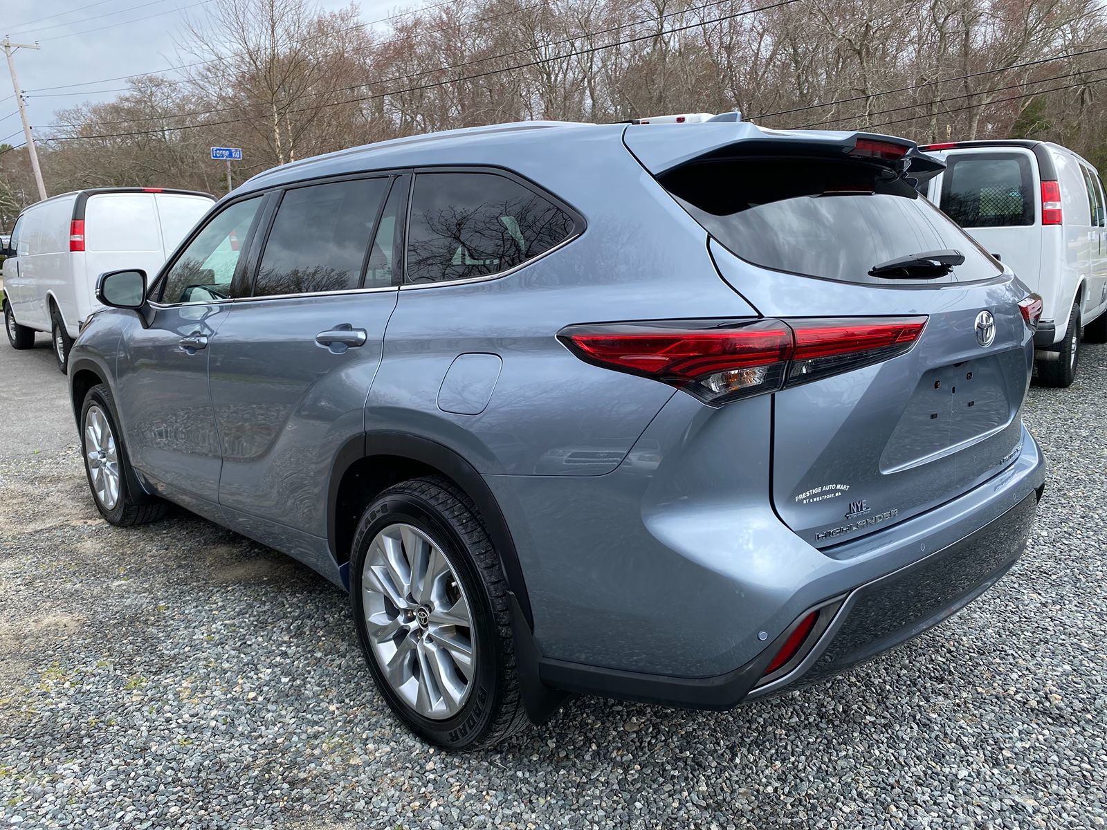 2021 Toyota Highlander Limited 4