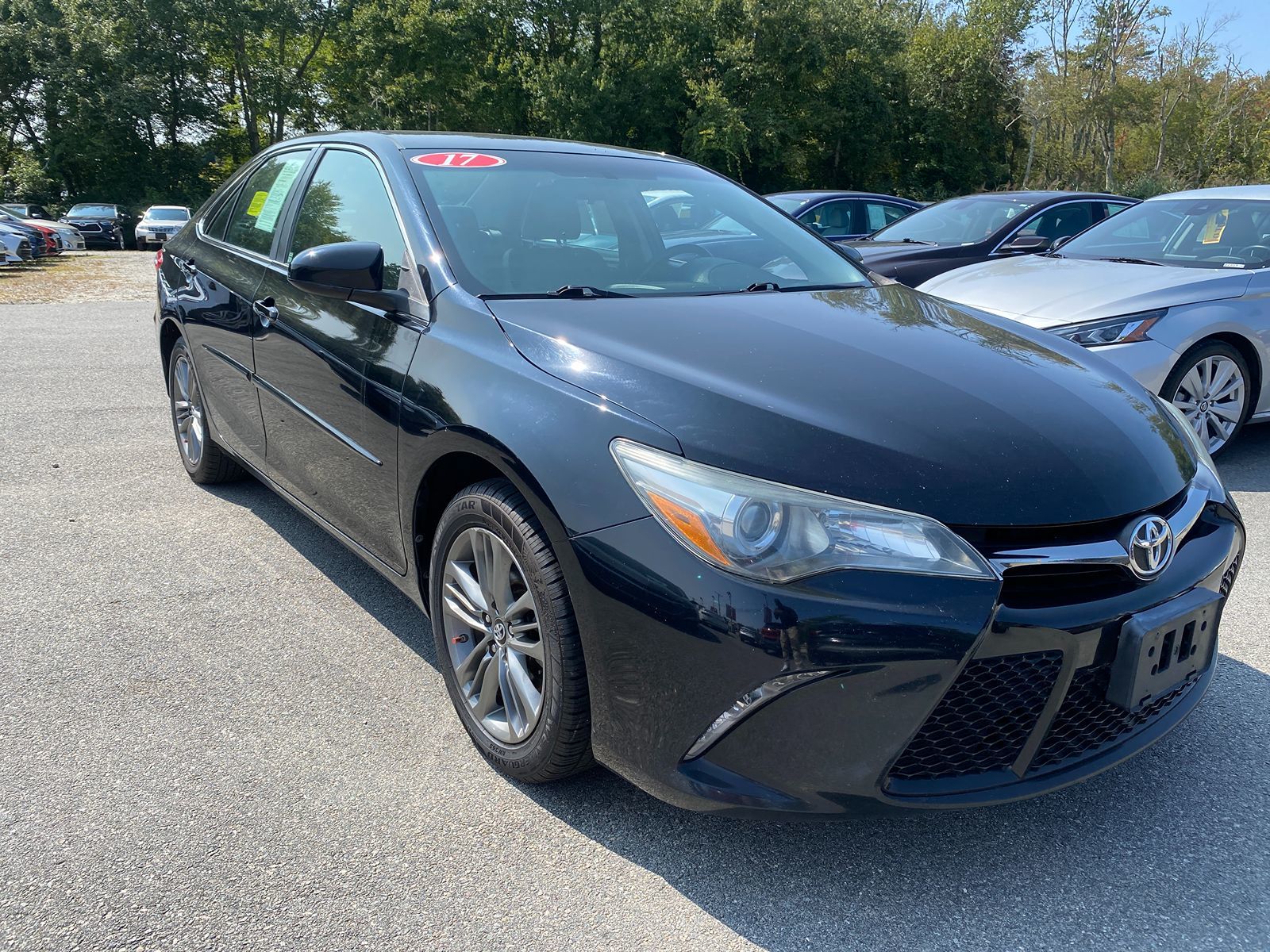 2017 Toyota Camry LE 34