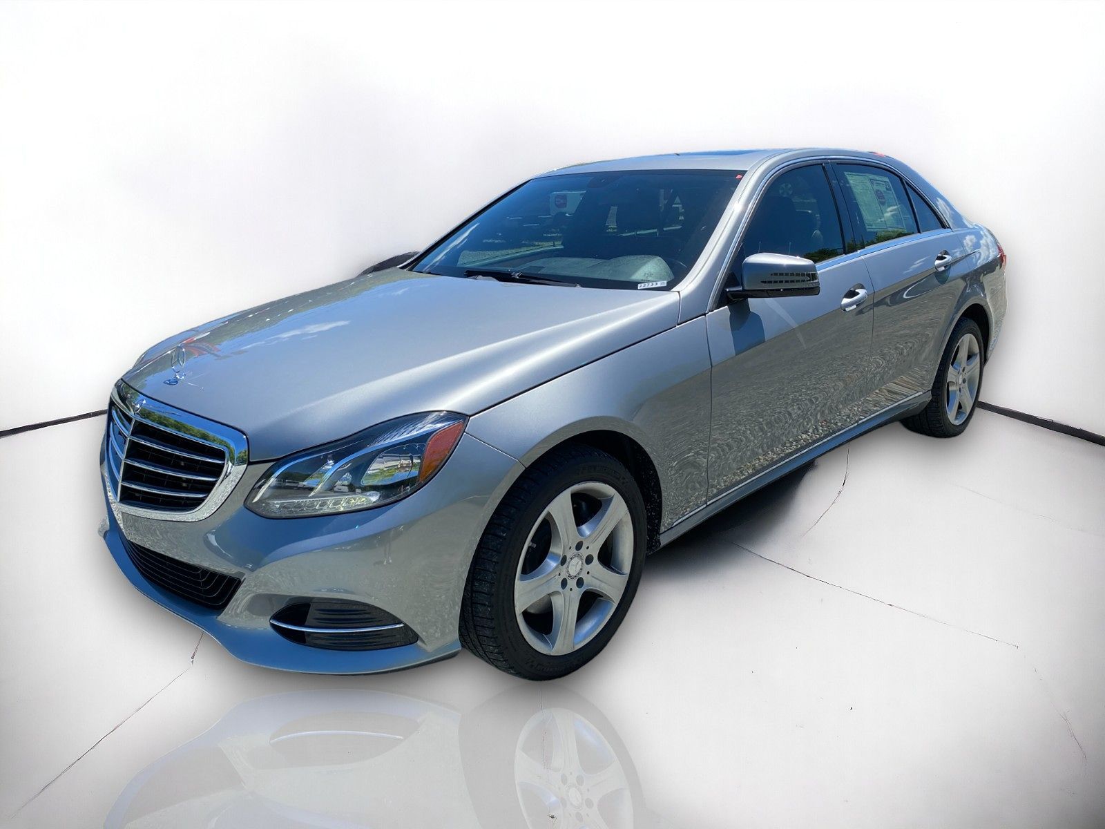 2014 Mercedes-Benz E 350 Luxury Sedan 2