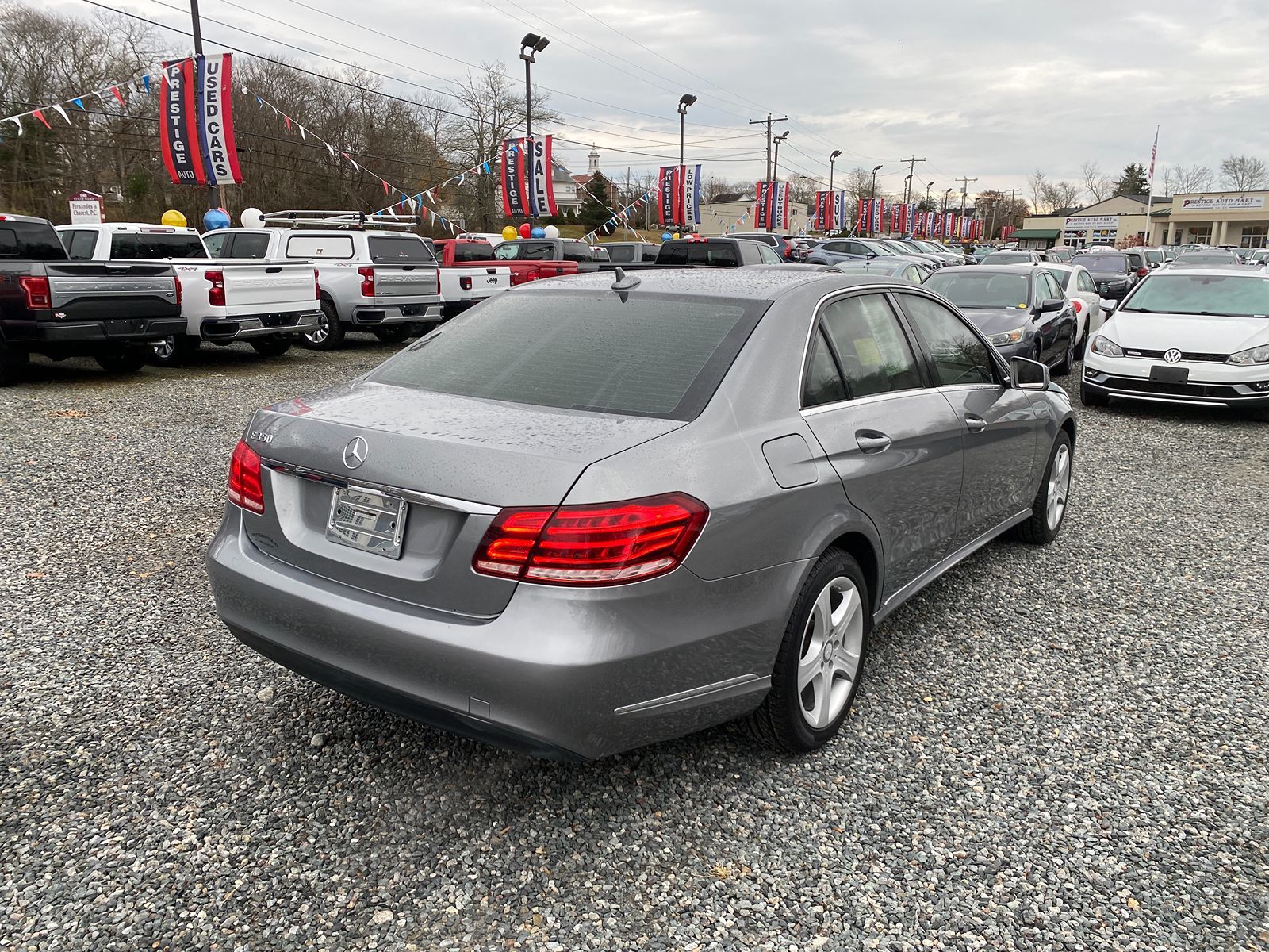 2014 Mercedes-Benz E 350 Luxury Sedan 5