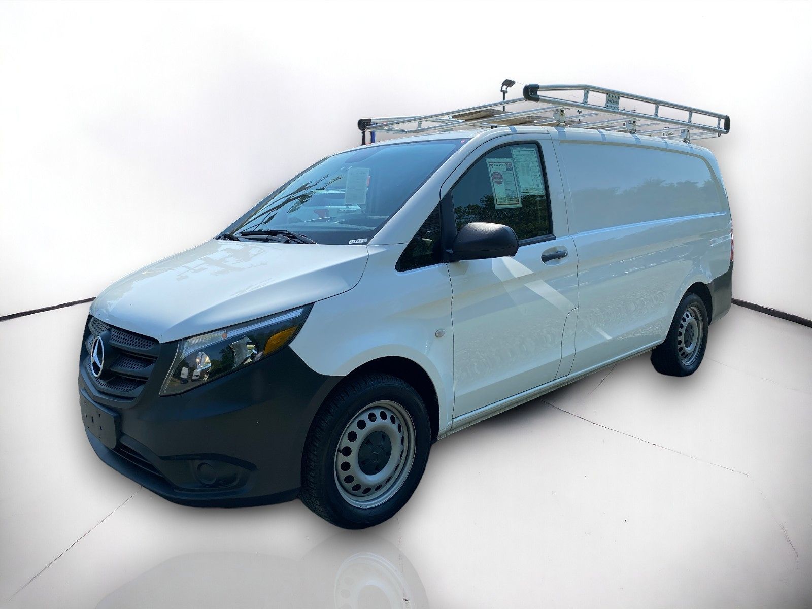 2016 Mercedes-Benz Metris Cargo Van RWD 126" 2