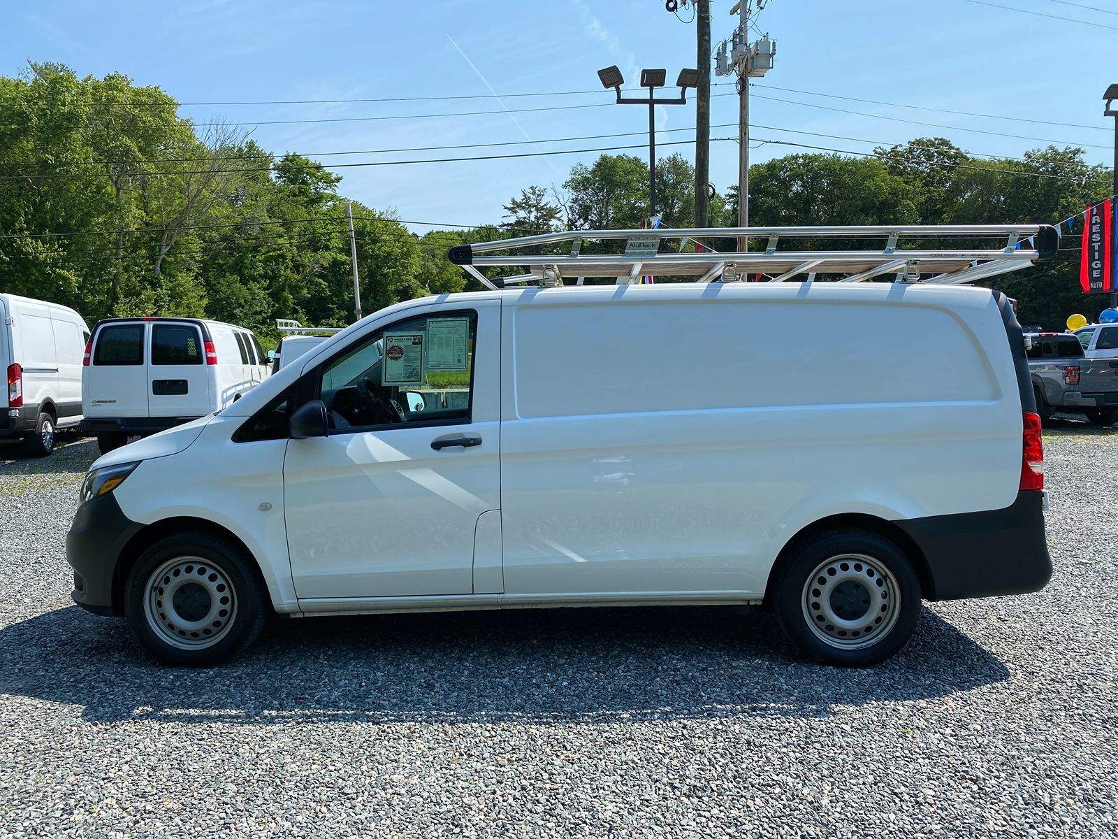 2016 Mercedes-Benz Metris Cargo Van RWD 126" 7