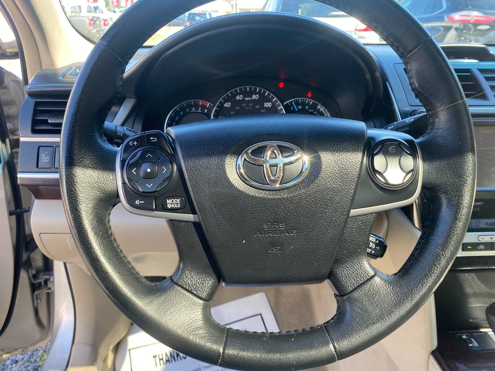 2014 Toyota Camry XLE 14