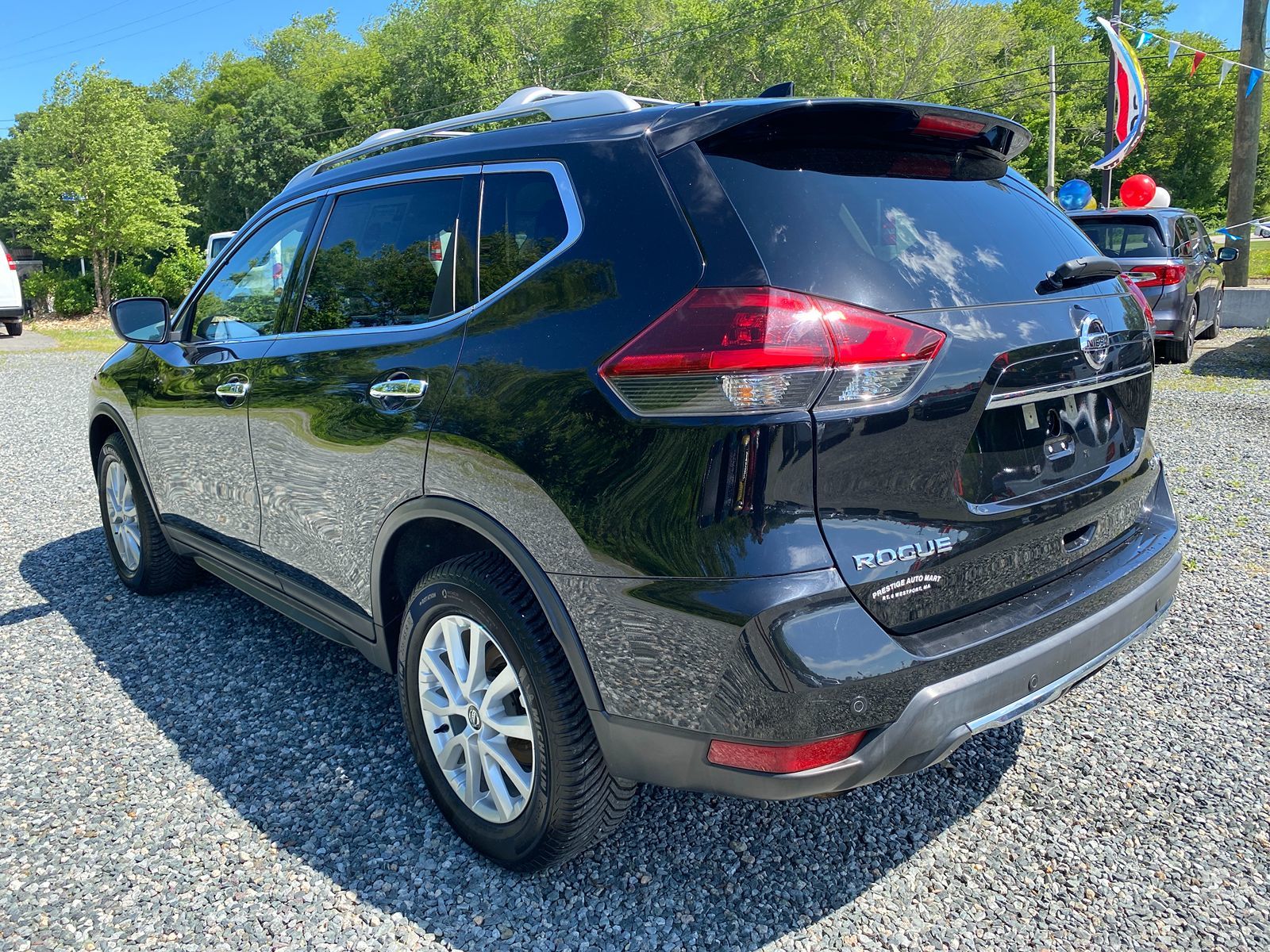 2020 Nissan Rogue SV 4