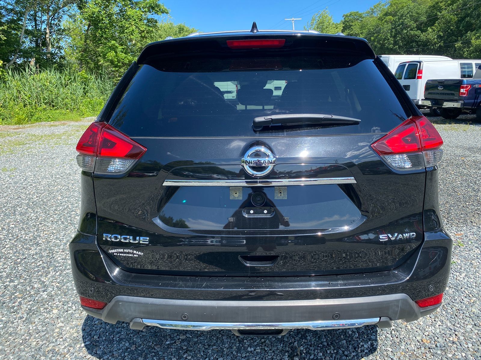 2020 Nissan Rogue SV 10