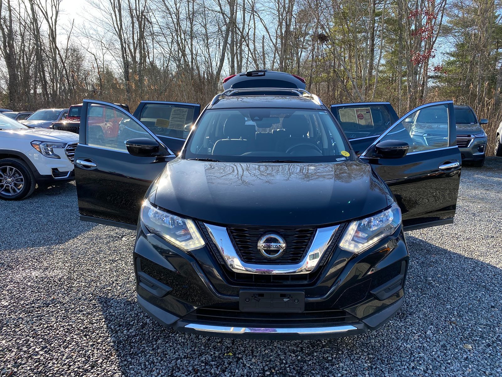 2020 Nissan Rogue SV 29